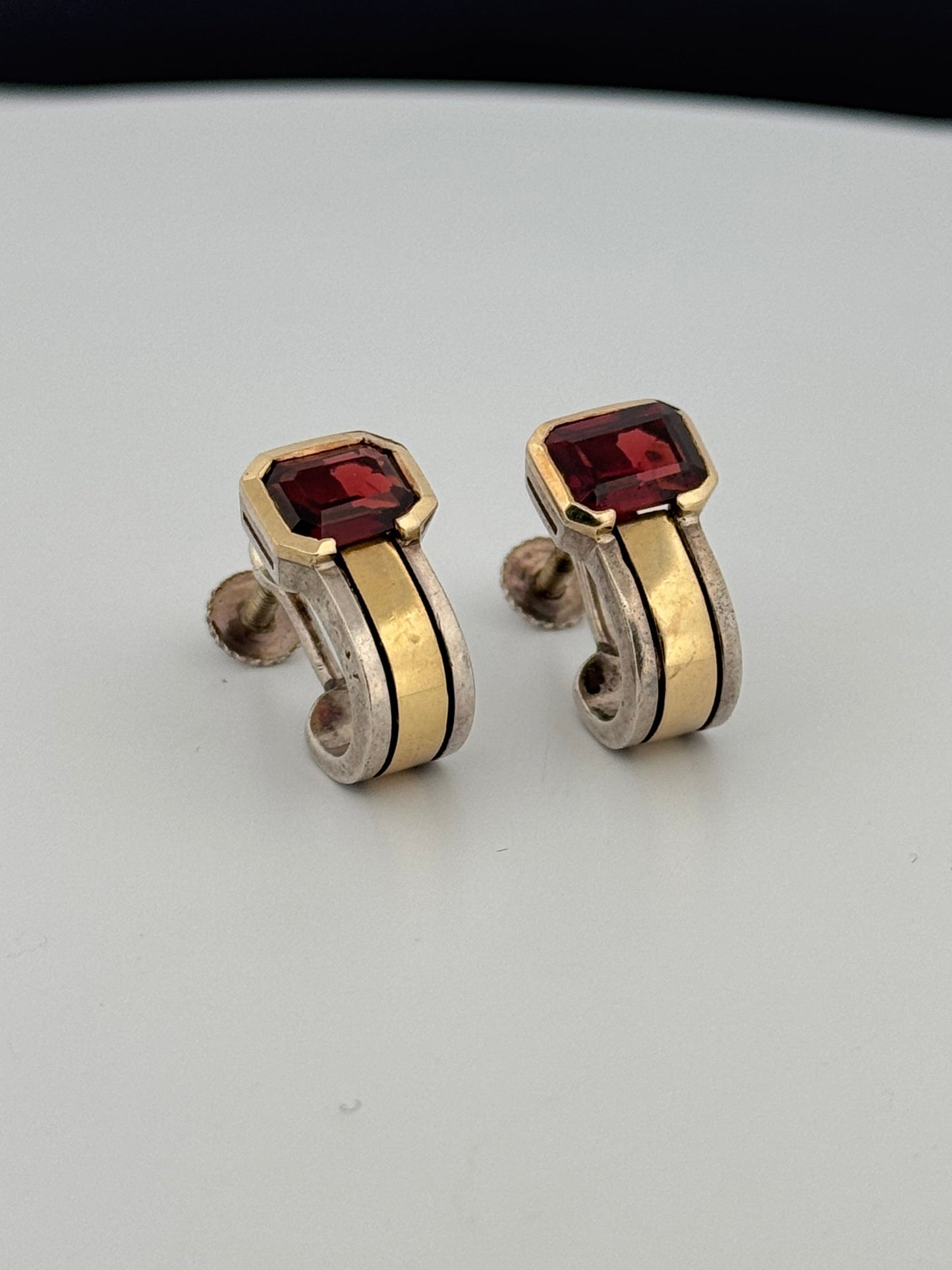Vintage Cartier Garnet 18k Gold and Sterling 925 Earrings Screw Post 1970