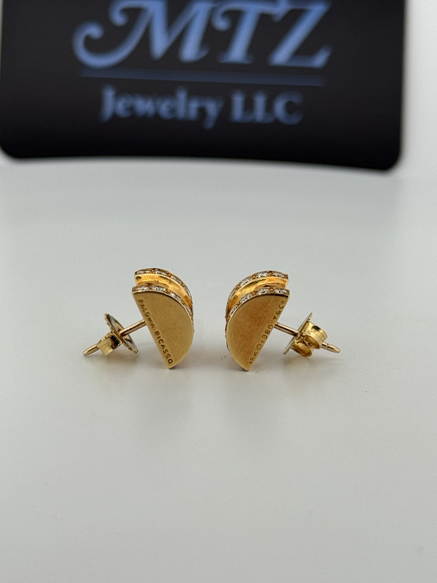 Vintage Tiffany & Co Paloma Paloma Picasso 18kt Yellow Gold Diamond 'Groove' Earrings 1980
